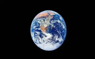 ثقافة ـ الكرة الزرقاء.. قصة أكثر الصور شهرة