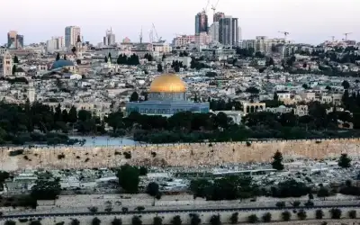 صحيفة نيسان ـ مجلس الوزراء يعيد تشكيل مجلس الأوقاف