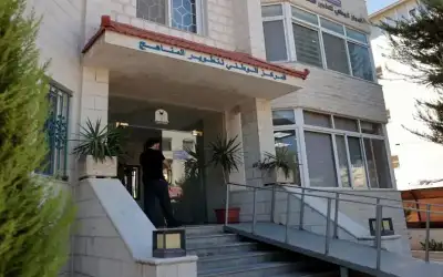 صحيفة نيسان ـ معدل تطوير المناهج: استحداث وحدة بنوك