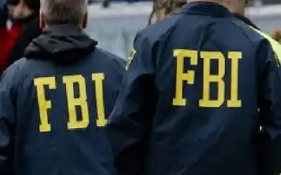 امرأة نيسان ـ الـإف بي آي يطارد سبعينية استولت