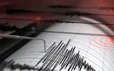 عربي ودولي ـ زلزال بقوة 7.4 درجات يضرب شرقي