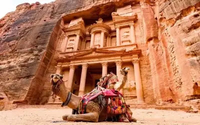 موسكو: ملتزمون بحرية الملاحة في مضيق