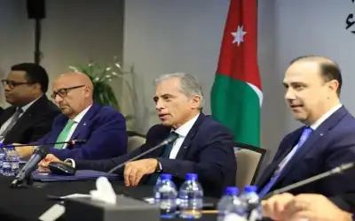 موسكو: ملتزمون بحرية الملاحة في مضيق