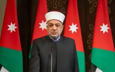 القرعان: لا إعفاء من رسوم ترخيص