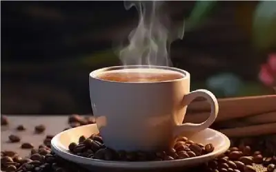امرأة نيسان ـ مجرد شم رائحة القهوة قد يغير
